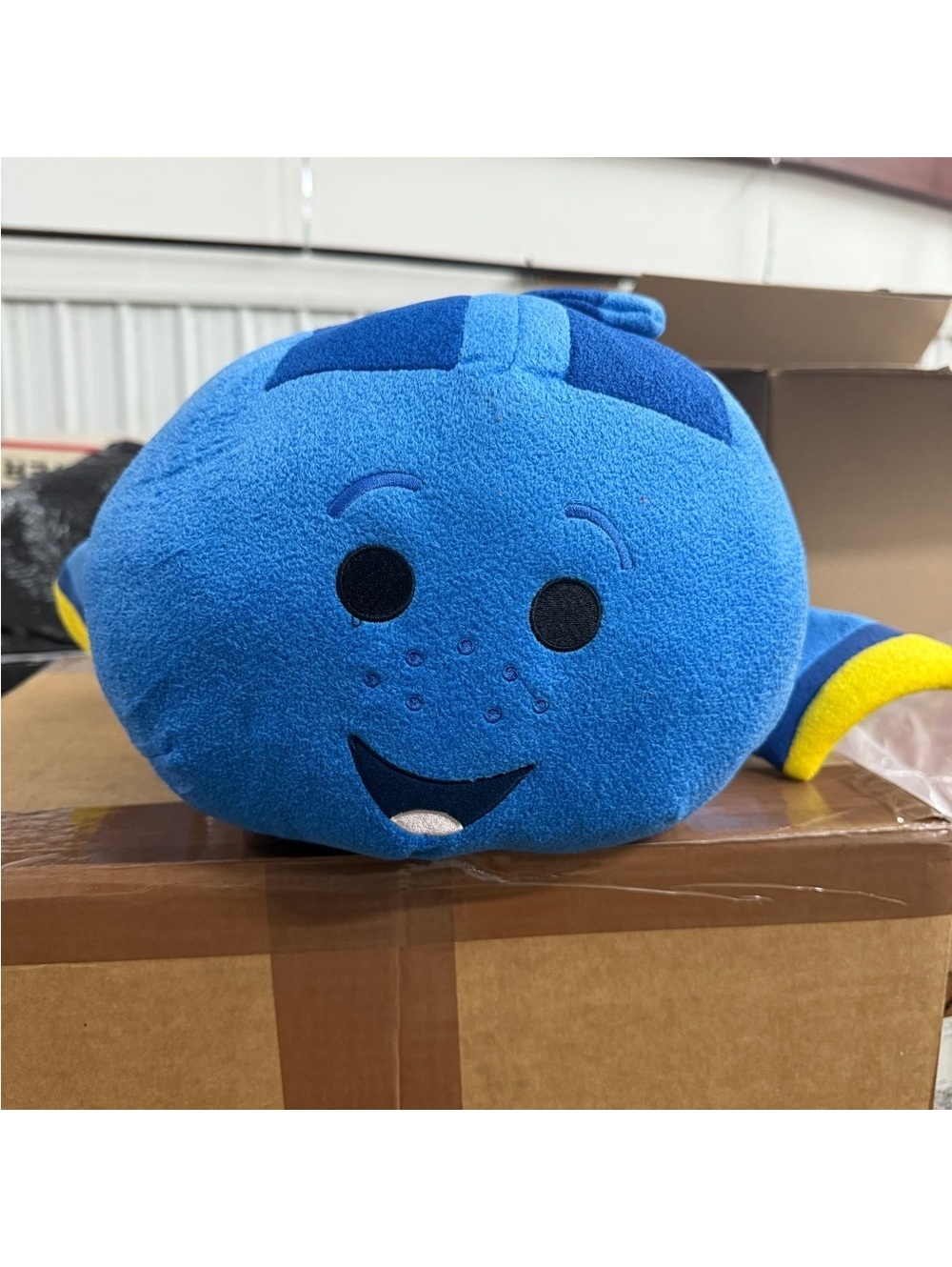 Disney Tsum Tsum Blue and Yellow Plush Fish